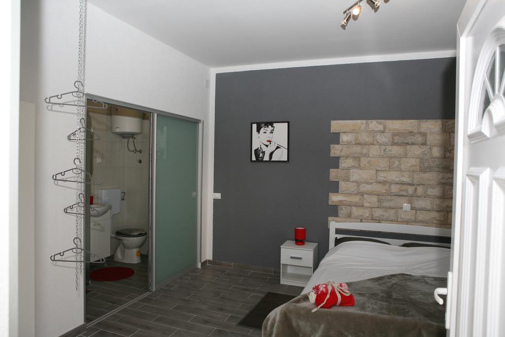 Apartments & Room Dijana Trogir Rum bild