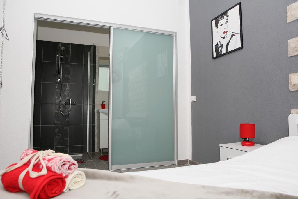 Apartments & Room Dijana Trogir Rum bild